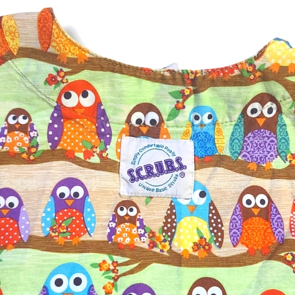 S.C.R.U.B.S. Women's Long Sleeve Button Up Owl Print Scrubs Top Size Medium - Picture 12 of 15